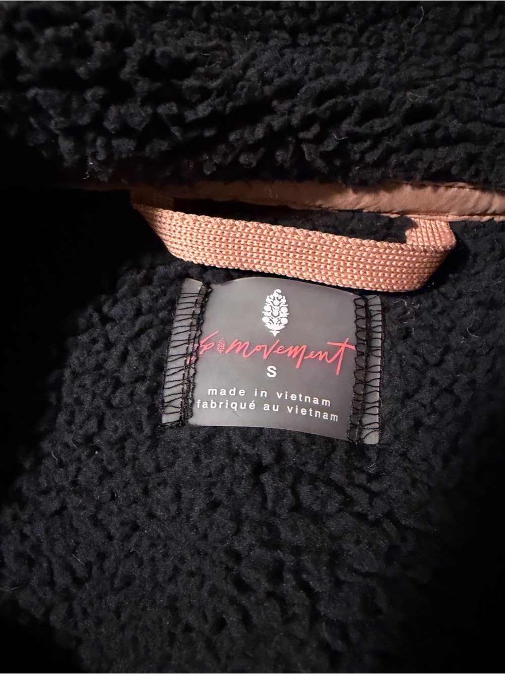 FP MOVEMENT Courtside Fleece Black and Blush Sherpa Zip-Front Jacket - Picture 3 of 3